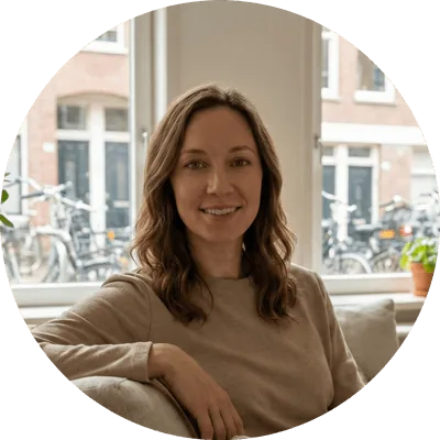 Anna de Vries, thuis bij het raam